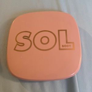 Color Pop, Sol body and face powder